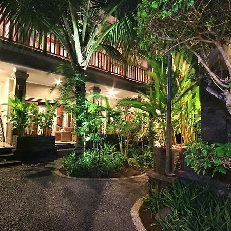 Letos Kubu Homestay Кута Екстериор снимка