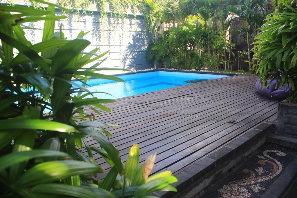 Letos Kubu Homestay Кута Екстериор снимка